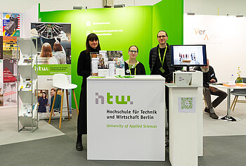 Der Studiengang auf der Exponatec. © HTW Berlin / Marco Rughlig