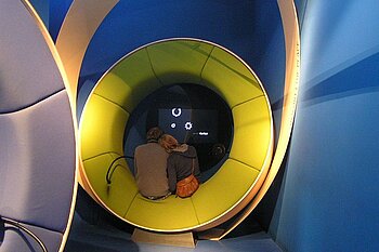Analysen von Ausstellungsmedien, z.B. im Jüdischen Museum Berlin, sind im Studium der Museumskunde selbstverständlich. © HTW Berlin / Tobias Nettke