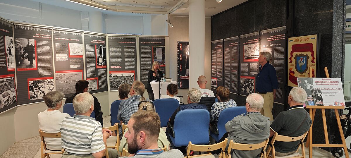 Eröffnung der Werner Seelenbinder-Ausstellung in Strausberg mit Rednerin Katrin Chod. © HTW Berlin / Oliver Rump Eröffnung der Werner Seelenbinder-Ausstellung in Strausberg mit Rednerin Katrin Chod. © HTW Berlin / Oliver Rump