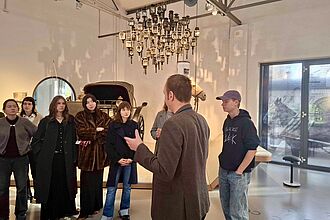 Führung mit dem Kurator Frank Steinbeck zum Thema Landverkehr © HTW Berlin / Susanne Kähler